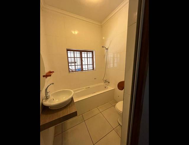 2 BEDROOM PROPERTY TO RENT IN WESTDENE